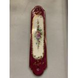 A VICTORIAN POTTERY FINGER PLATE