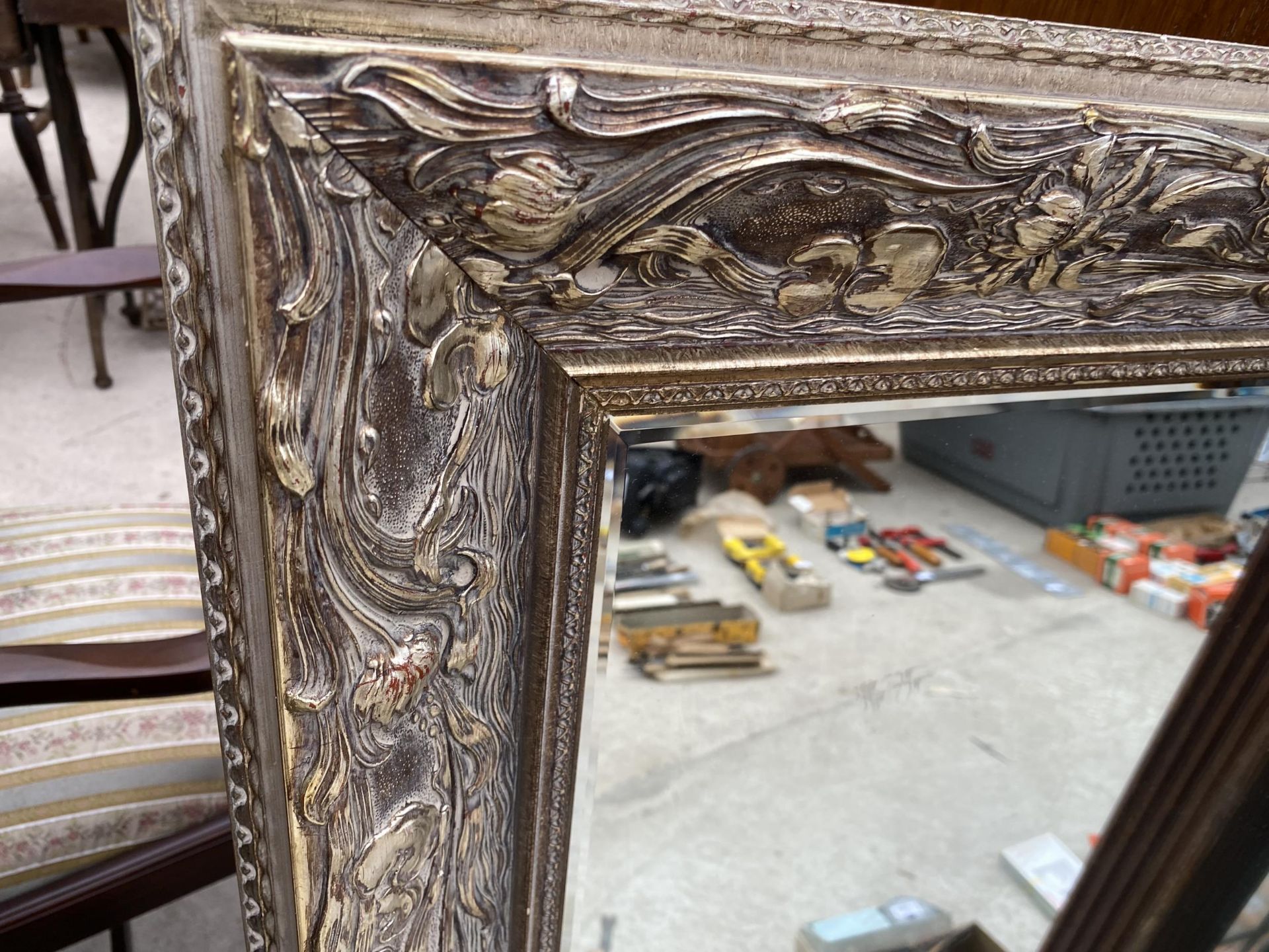 A MODERN GILT FRAMED WALL MIRROR 44" X 31" - Image 2 of 3