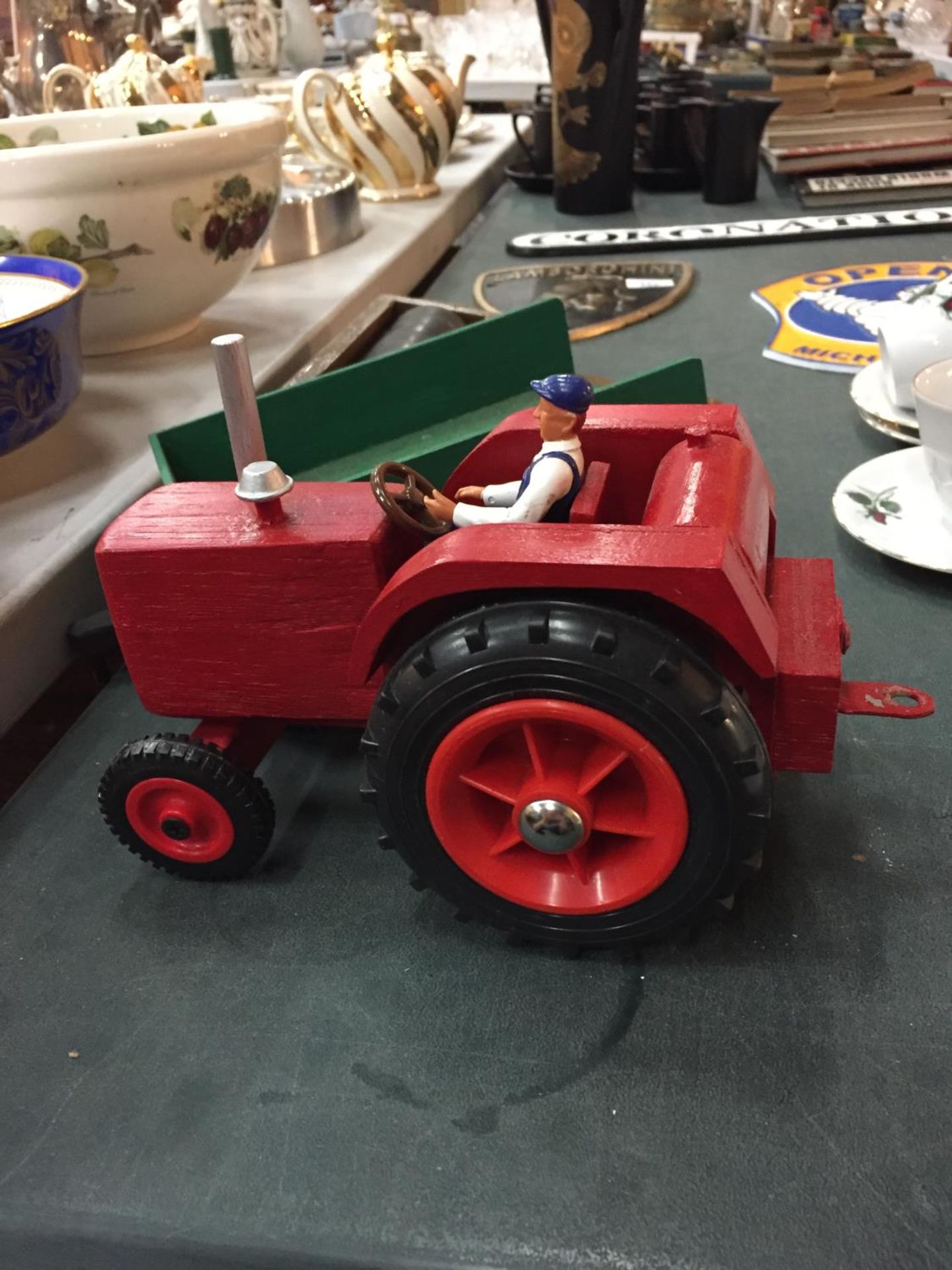 A WOODEN MODEL OF A FARM TRACTOR TOGETHER WITH ATTACHABLE TRAILER AND FIELD ROLLER - Image 2 of 4