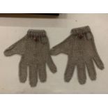A PAIR OF CHAIN MAIL GLOVES