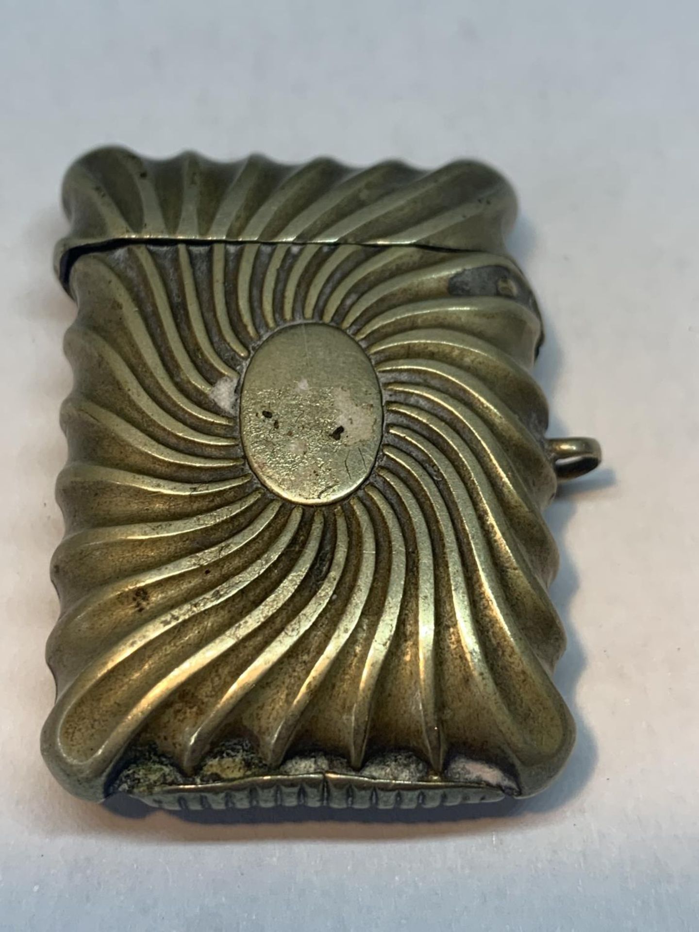 A SILVER PLATED VESTA CASE