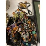 A BAG OF ASSORTED COSTUME JEWELLERY BEAD NECKLACES ETC