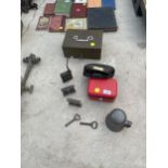 AN ASSORTMENT OF VINTAGE ITEMS TO INCLUDE AN OIL CAN, SUGAR SHAKER AND CASH TIN ETC