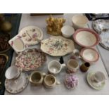 A COLLECTION OF POTTERY TO INCLUDE PLATES, CUPS, BOWLS ETC