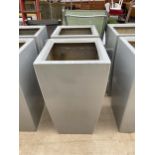 A PAIR OF GREY FIBRE GLASS PLANTERS (H:80CM)