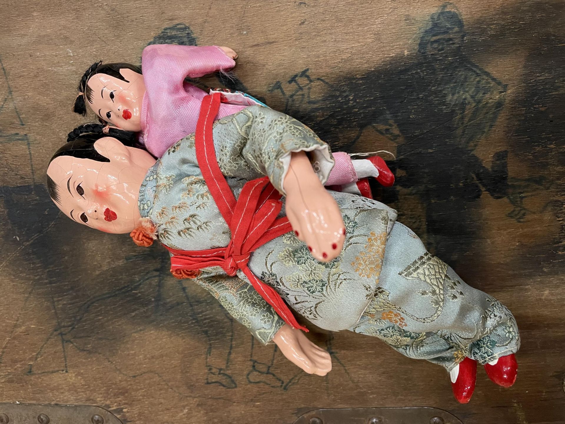TWO BOXED JAPANESE CERAMIC DOLL FIGURES - Image 3 of 3