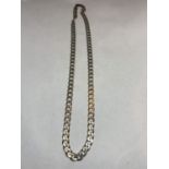 A SILVER CURB LINK NECKLACE LENGTH 18 INCHES