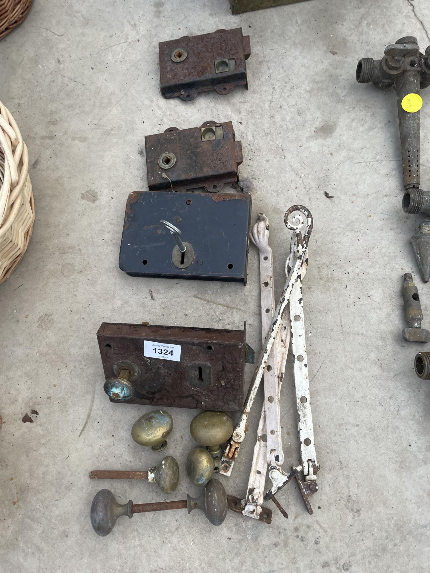 AN ASSORTMENT OF DOOR LOCKS, WINDOWS ARMS AND DOOR KNOBS ETC