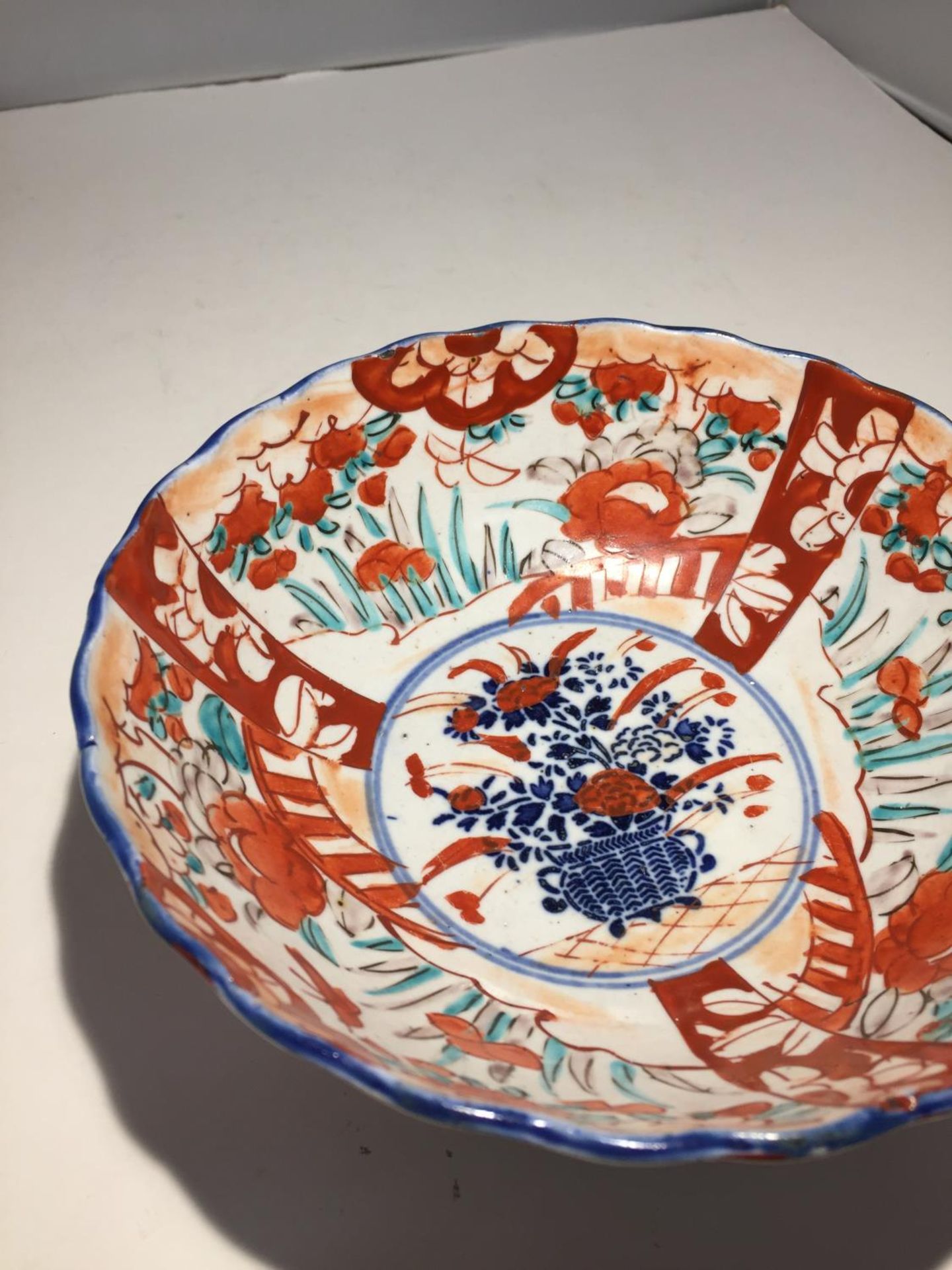 A VICTORIAN ORIENTAL BOWL - Image 3 of 3