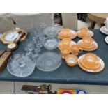 AN ASSORTMENT OF GLASS WARE TO INCLUDE FIRE-KING WARE TRIOS, TRIFLE BOWLS AND FURTHER CUT GLASS