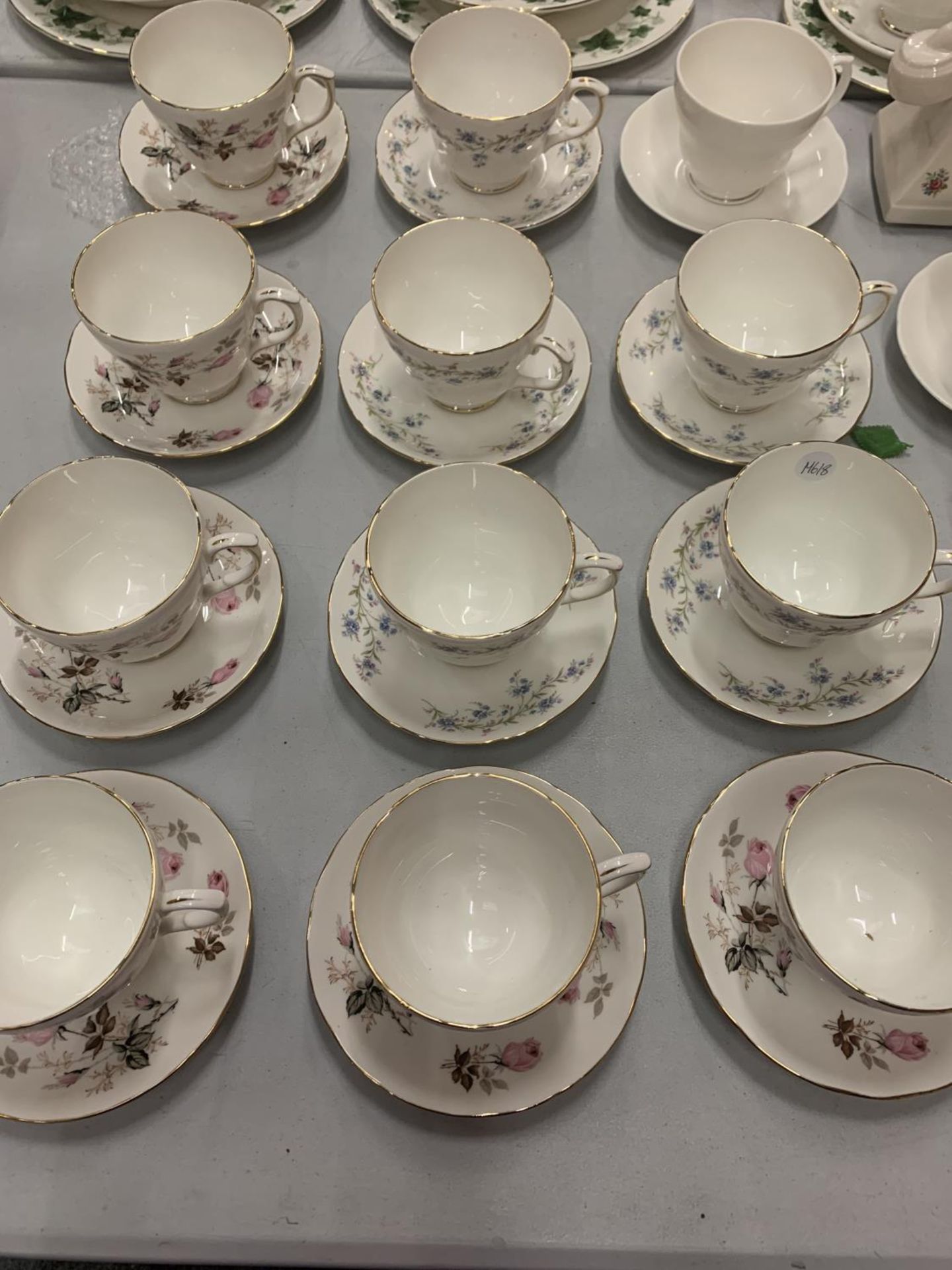 A QUANTITY OF DUCHESS CHINA CUPS AND SAUCERS, ALSO TO INCLUDE BOWLS AND A TELEPHONE MONEY BOX - Image 3 of 4