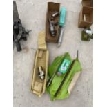 AN ASSORTMENT OF TOOLS TO INCLUDE DRILL CHUCKS ETC