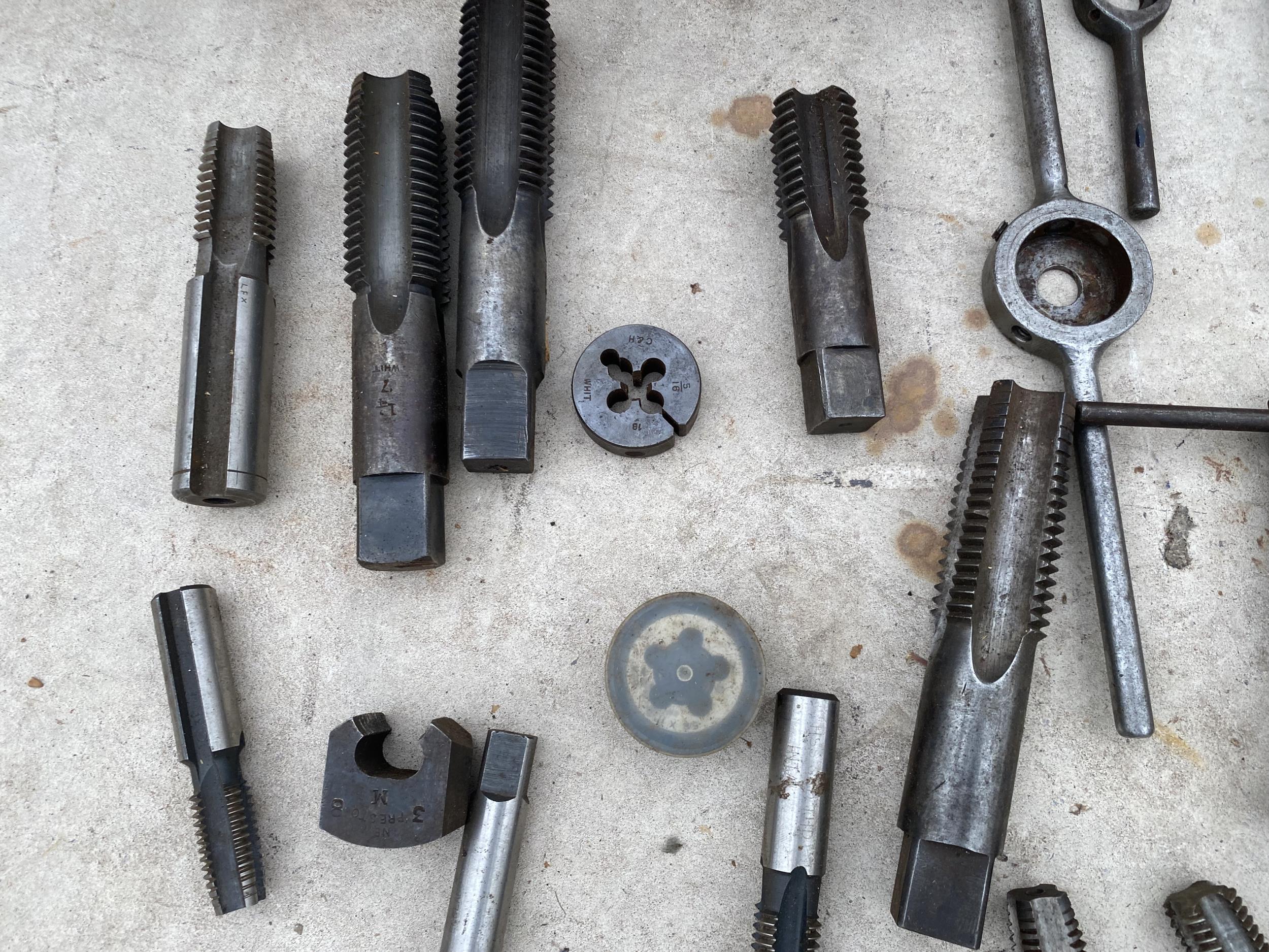 A LARGE QUANTITY OF TAP AND DIE BITS - Image 2 of 3