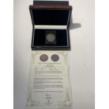 A BOXED QUEEN VICTORIA JUBILEE HEAD CROWN 1889 WITH CERTIFICATE OF AUTHENTICITY