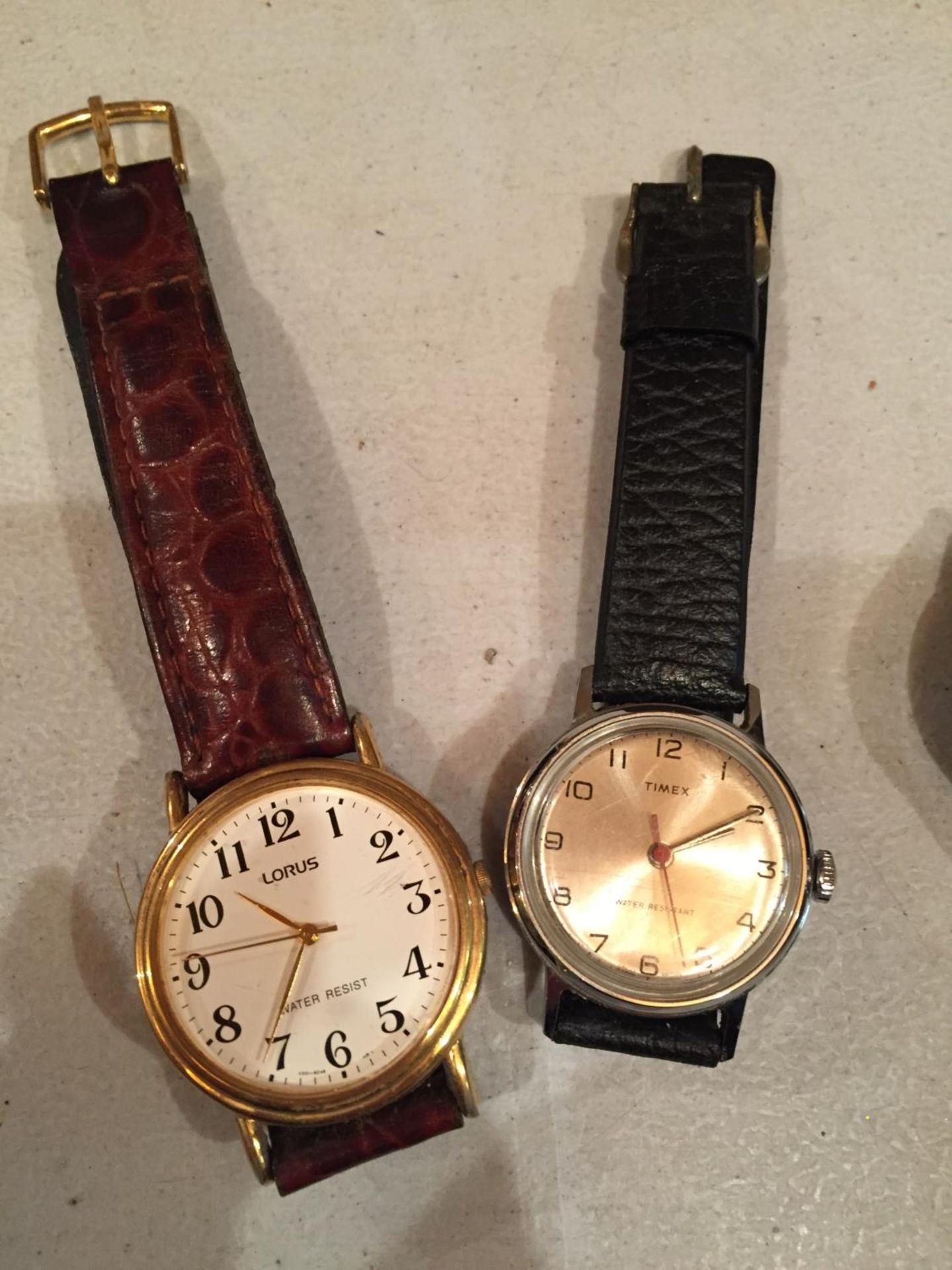 FOUR WATCHES TO INCLUDE TIMEX AND LORUS - Image 3 of 3