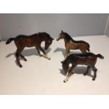 THREE SMALL BESWICK HORSES (ONE WITH LEG A/F )