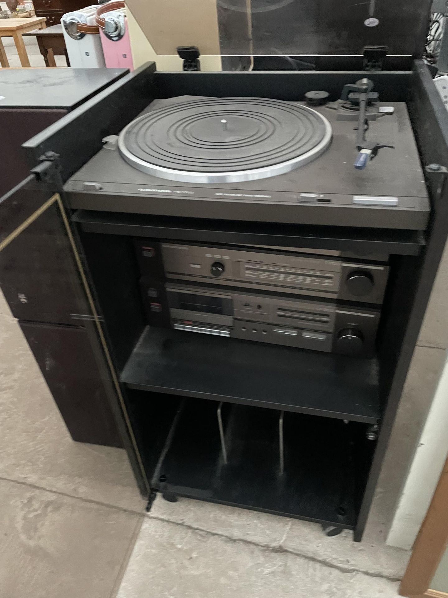A GRUNDIG RECORD PLAYER AND STEREO SYSTEM WITH TWO SPEAKERS - Image 3 of 5