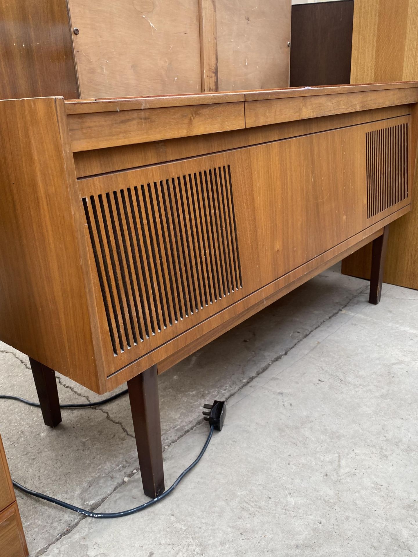 AN ULTRA RADIOGRAM IN A RETRO TEAK CABINET - Image 2 of 4