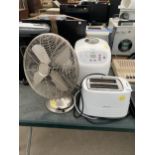 AN ASSORTMENT OF ITEMS TO INCLUDE A BREAD MAKER, A TABLE FAN AND A MORPHY RICHARDS TOASTER