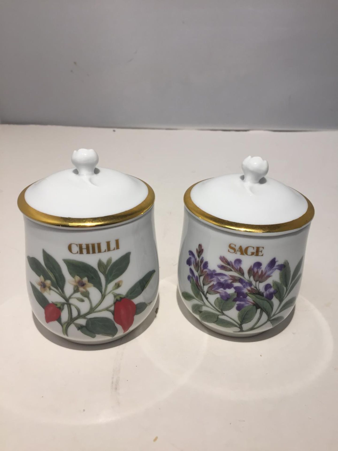 TWO PIECES OF WEDGEWOOD JASPERWARE AND TWO ROYAL WORCESTER HERBS AND SPICES POTS - Image 4 of 6