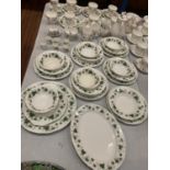 A LARGE COLLECTION OF DUCHESS FINE BONE CHINA 'IVY' TABLEWARE TO INCLUDE CUPS, SAUCERS, EGG CUPS,