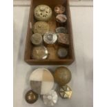 A COLLECTION OF FIFTEEN ASSORTED PILL BOXES