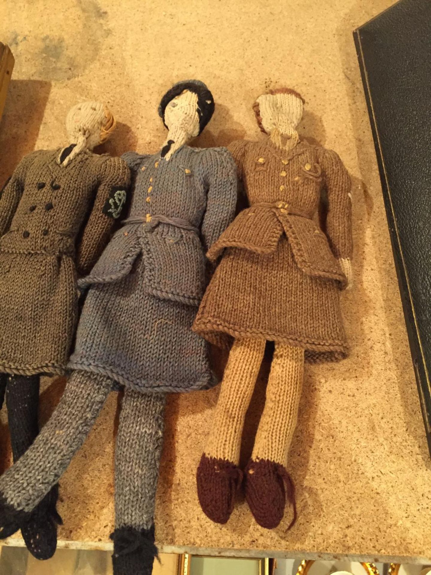 THREE HANDKNITTED WAR DOLLS IN THE GUISE OF A WREN, A WRAF AND AN ARMY LADY - Image 3 of 3