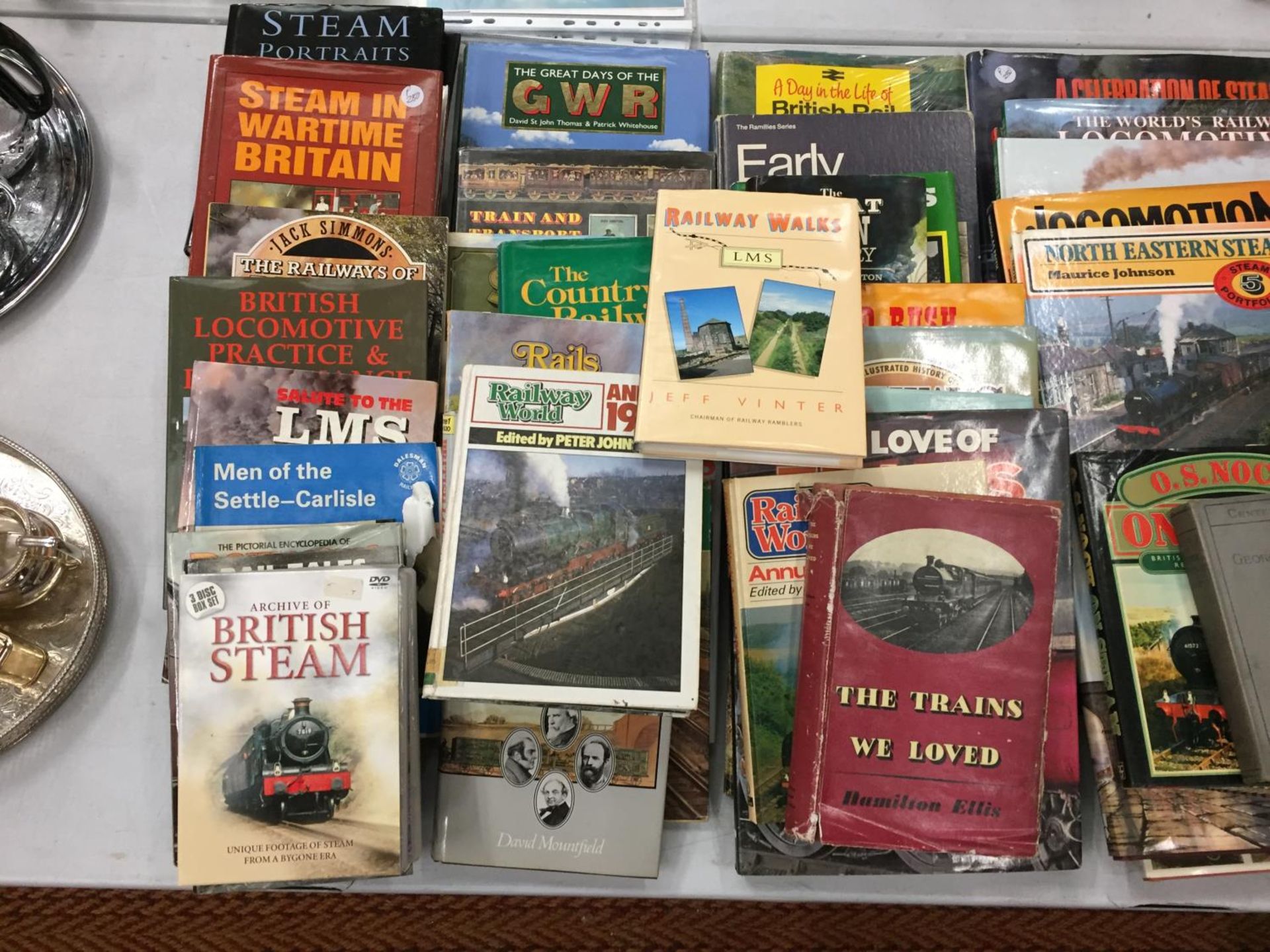 AN EXTREMELY LARGE COLLECTION OF STEAM ENGINE BOOKS AND FURTHER RAILWAY PARAPHERNALIA - Image 2 of 3