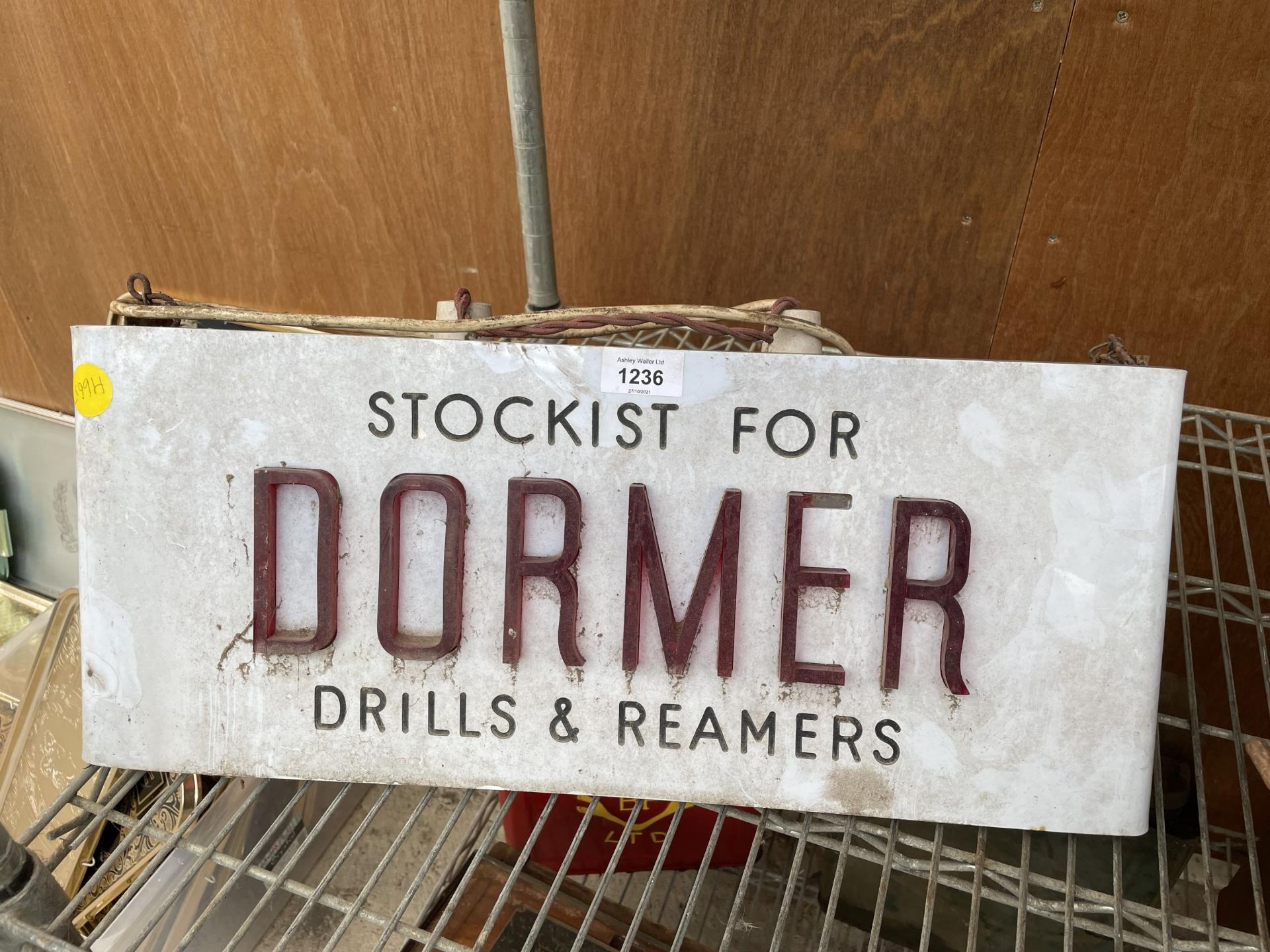 A VINTAGE 'DORMER DRILLS AND REAMERS' ILLUMINATED SIGN