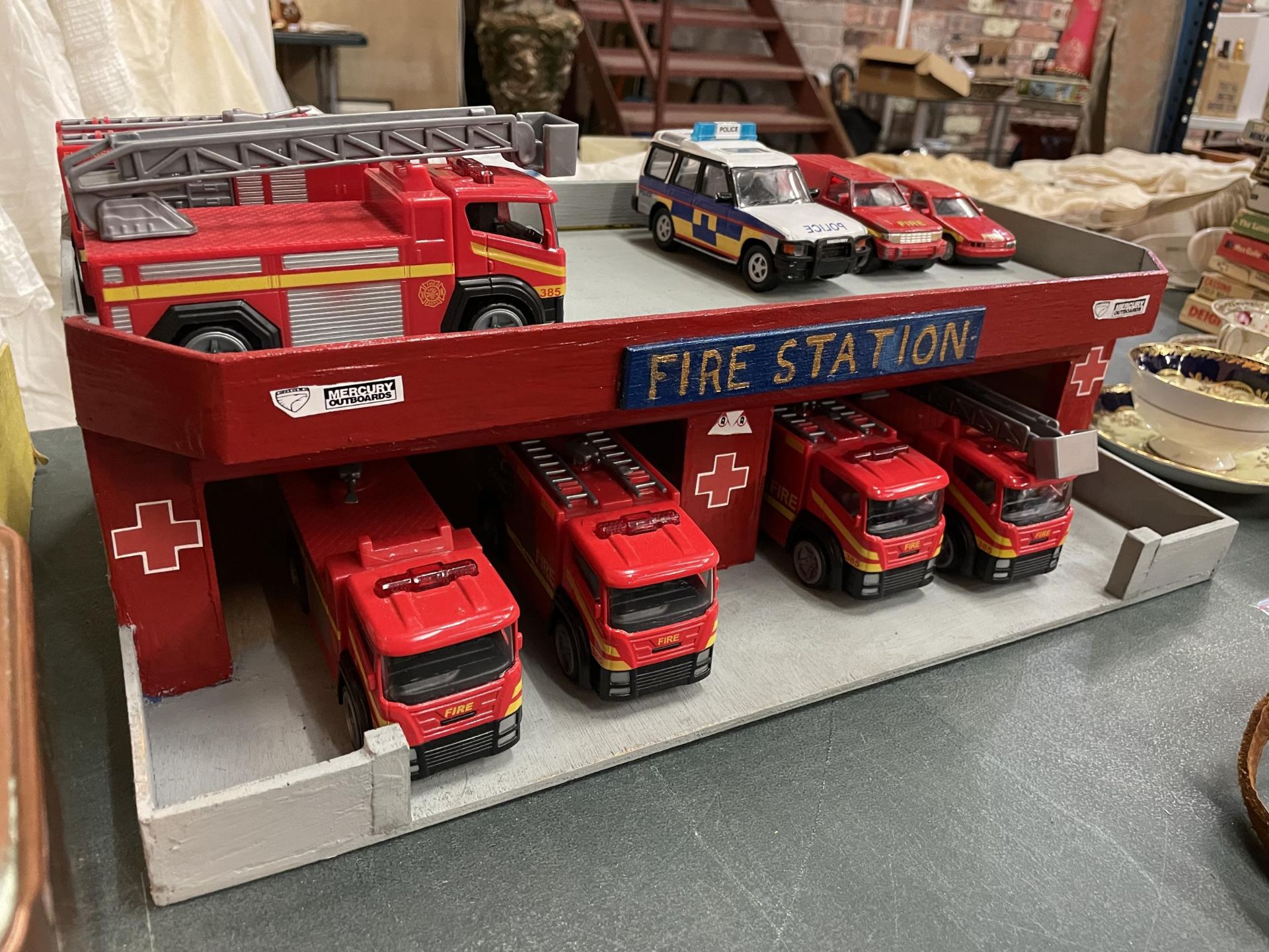 A WOODEN MODEL FIRE STATION WITH NINE VEHICLES - Image 2 of 3