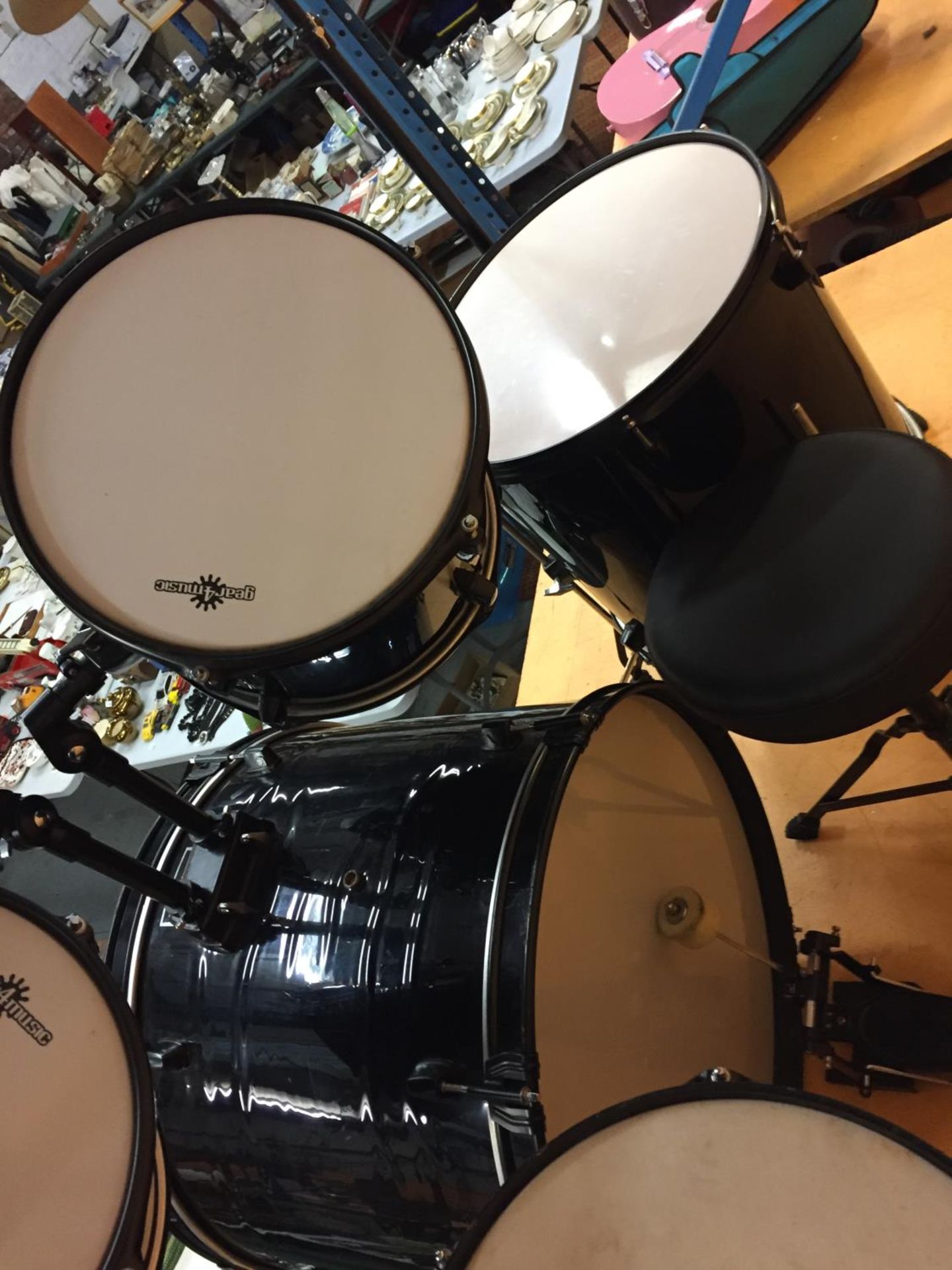 A BLACK GEAR FOR MUSIC DRUM KIT WITH MUSIC AND MUSIC STAND - Image 5 of 6