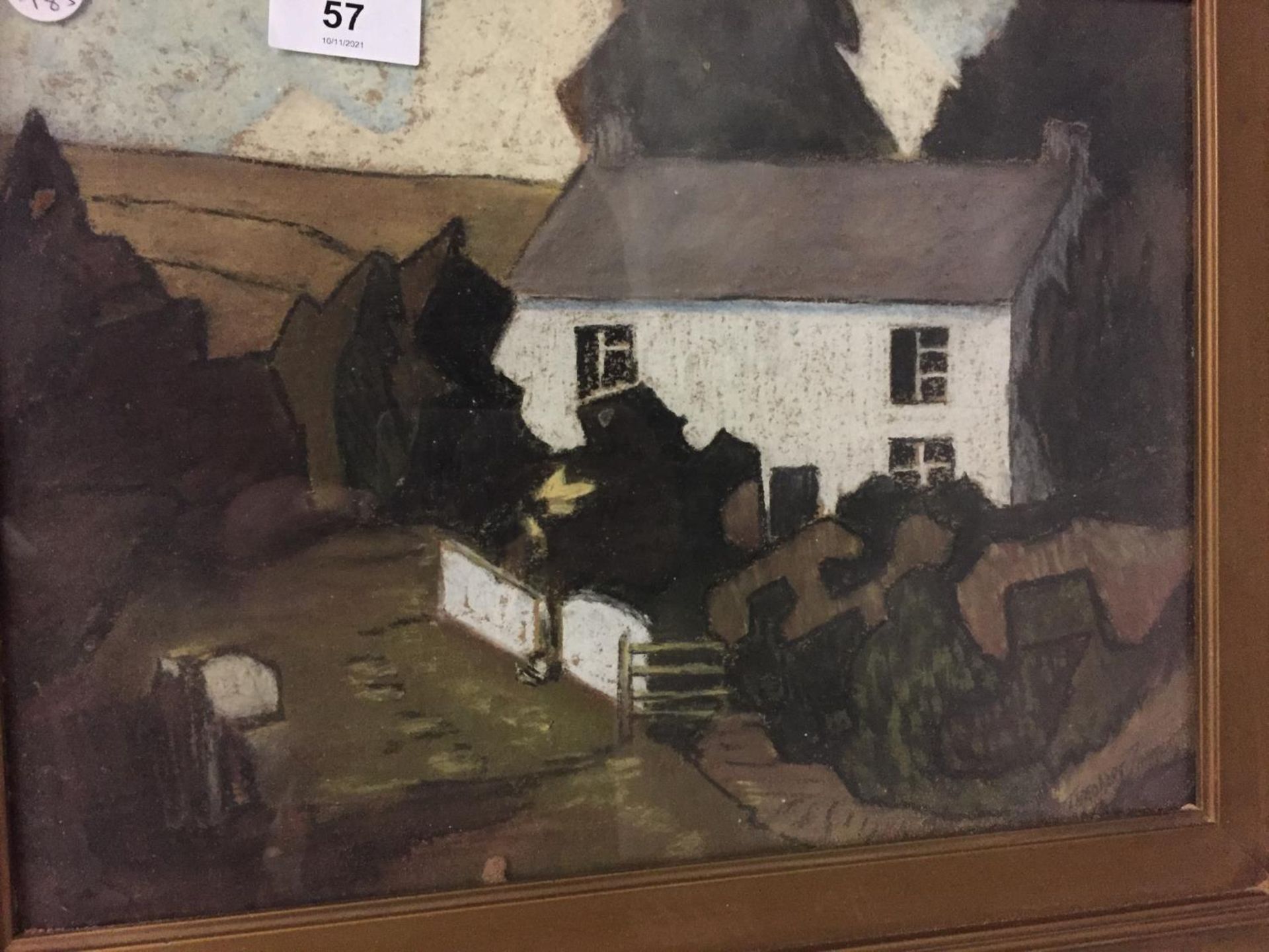 A THEODORE ZIMMERMAN (BORN 1937) 'THE WHITE COTTAGE' PASTEL SIGNED 26CM X 35CM TITLED VERSO FRAMED - Image 2 of 5