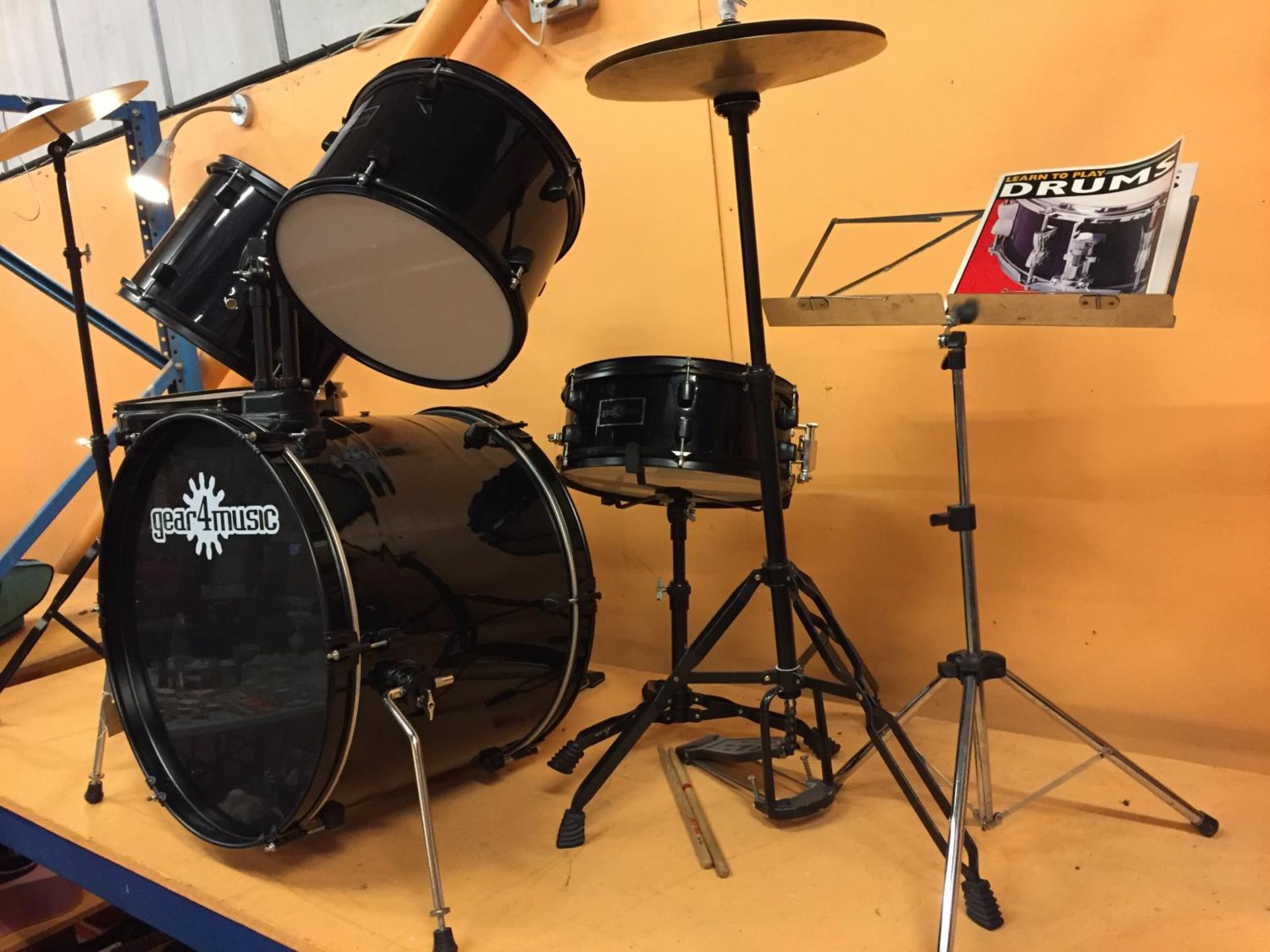 A BLACK GEAR FOR MUSIC DRUM KIT WITH MUSIC AND MUSIC STAND - Image 3 of 6