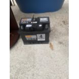 A HALFORDS ADVANCED CAR BATTERY