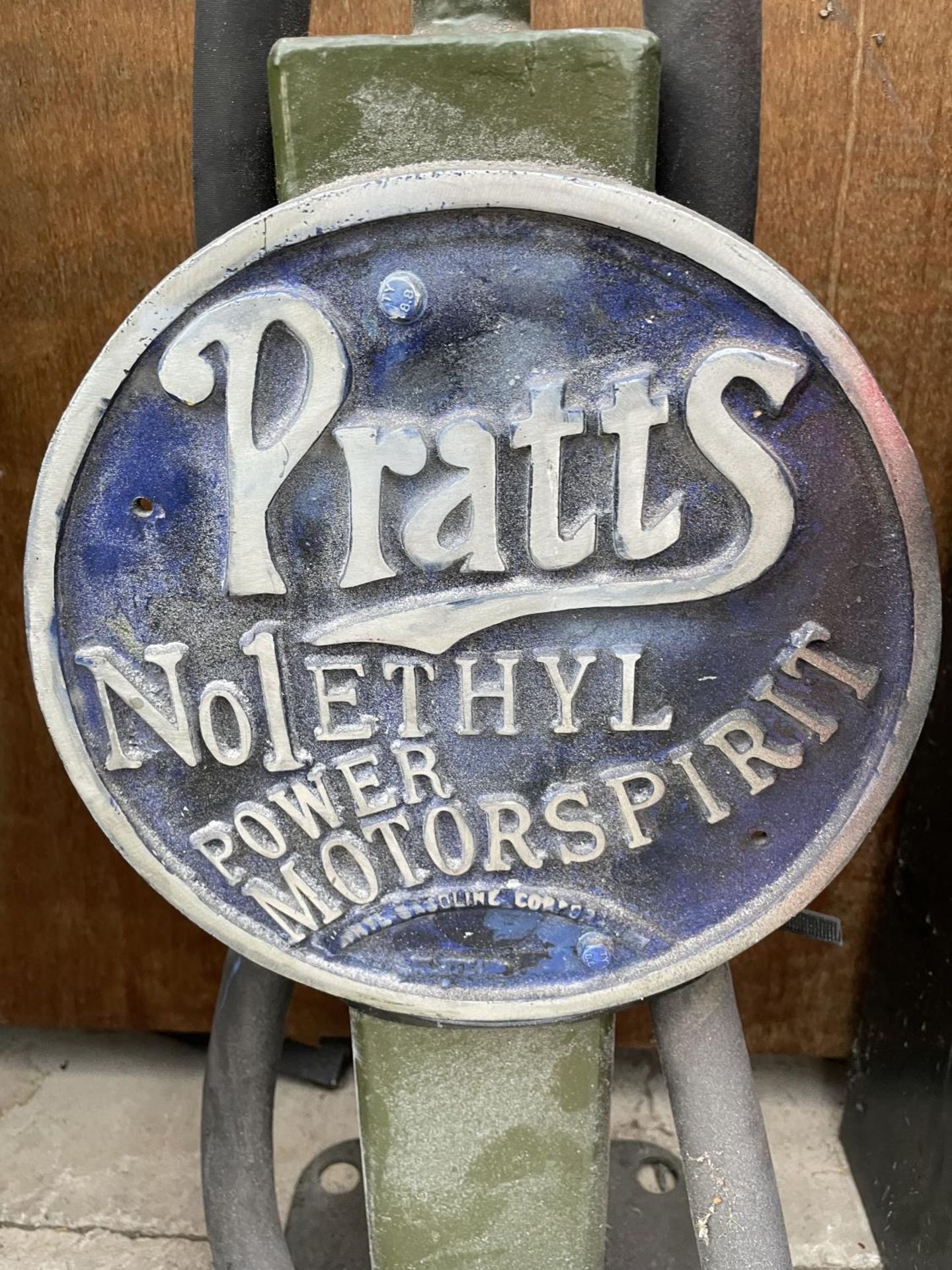 A PRATTS MANUAL PETROL PUMP WITH BRASS NOZZLE - Image 3 of 5