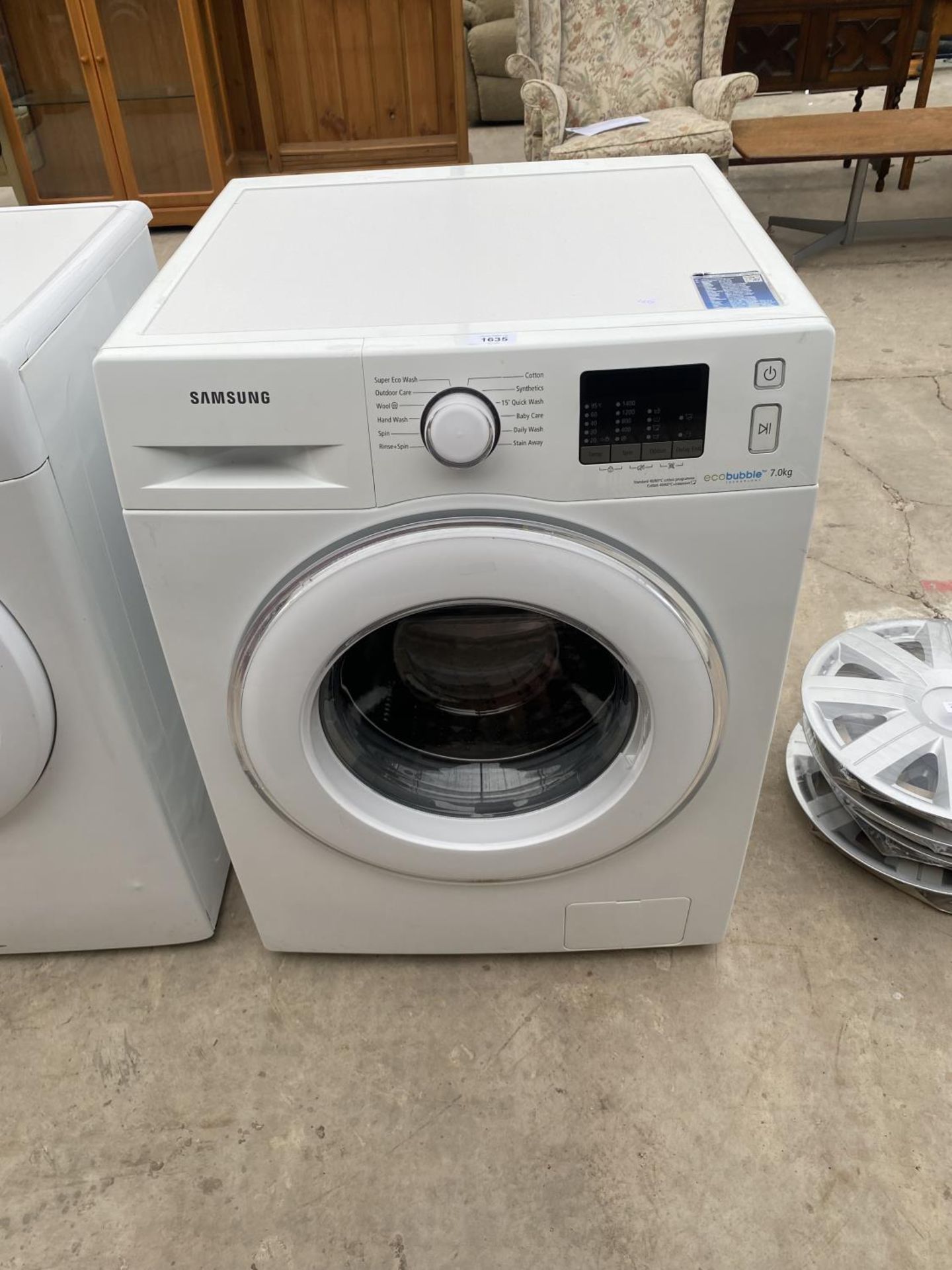 A WHITE SAMSUNG 7KG WASHING MACHINE