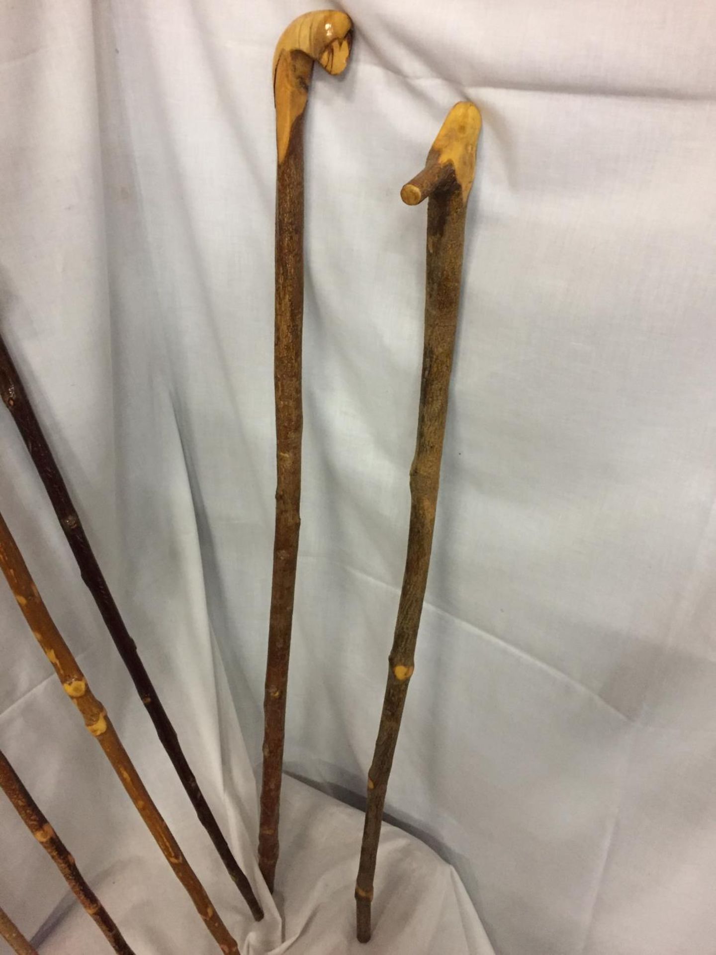 SIX VARIOUS HAND CARVED WALKING STICKS - Image 3 of 7