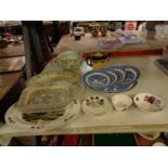 A QUANTITY OF ITEMS TO INCLUDE SERVING PLATES, PLATES, TEAPOT, JUG ETC