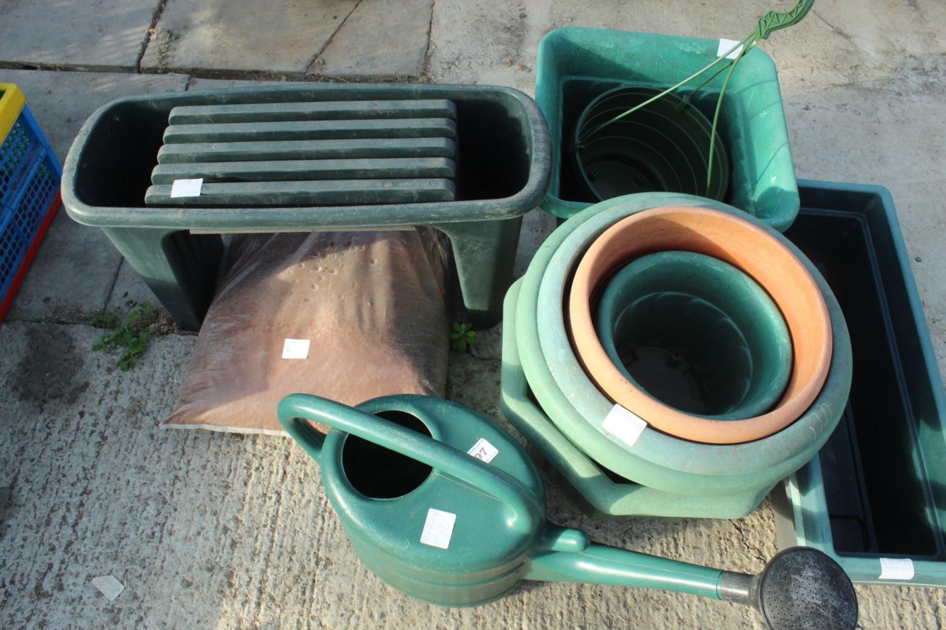 WATERING CAN AND PLANT POTS NO VAT - Image 2 of 2
