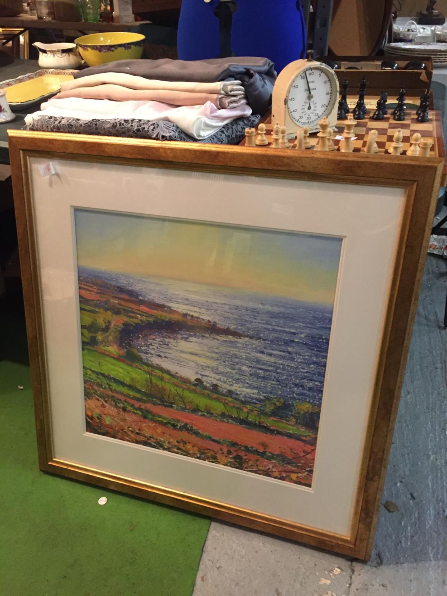 A GOLD FRAMED LIMITED EDITION (19/295) COASTAL PRINT SIGNED BY MARK PRESTON