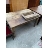 A VICTORIAN PINE KITCHEN TABLE ON TURNED LEGS, 53 X 36"