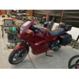 A 1994 BMW K1100RS MOTORBIKE WITH 62800 MILES BELIEVED TO BE A GOOD RUNNER BUT NEEDS A NEW BATTERY