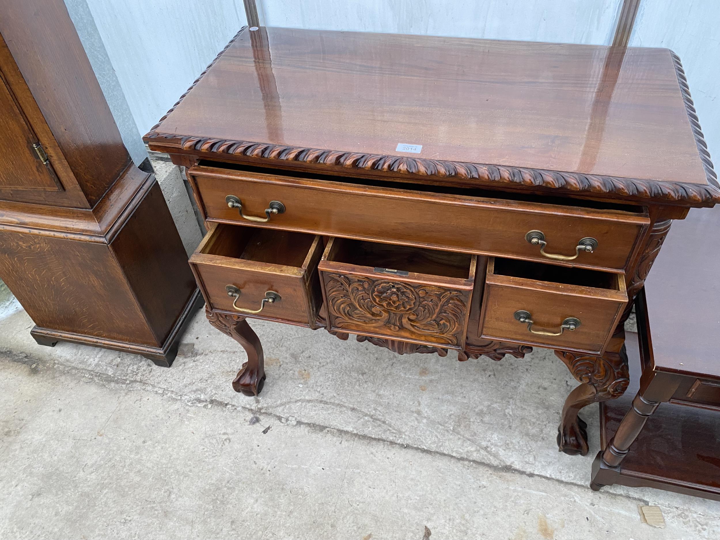 A CHIPPENDALE STYLE ROPE EDGE SIDE CHEST ON CABRIOLE LEGS WITH BALL AND CLAW FEET, 36" WIDE - Image 5 of 6