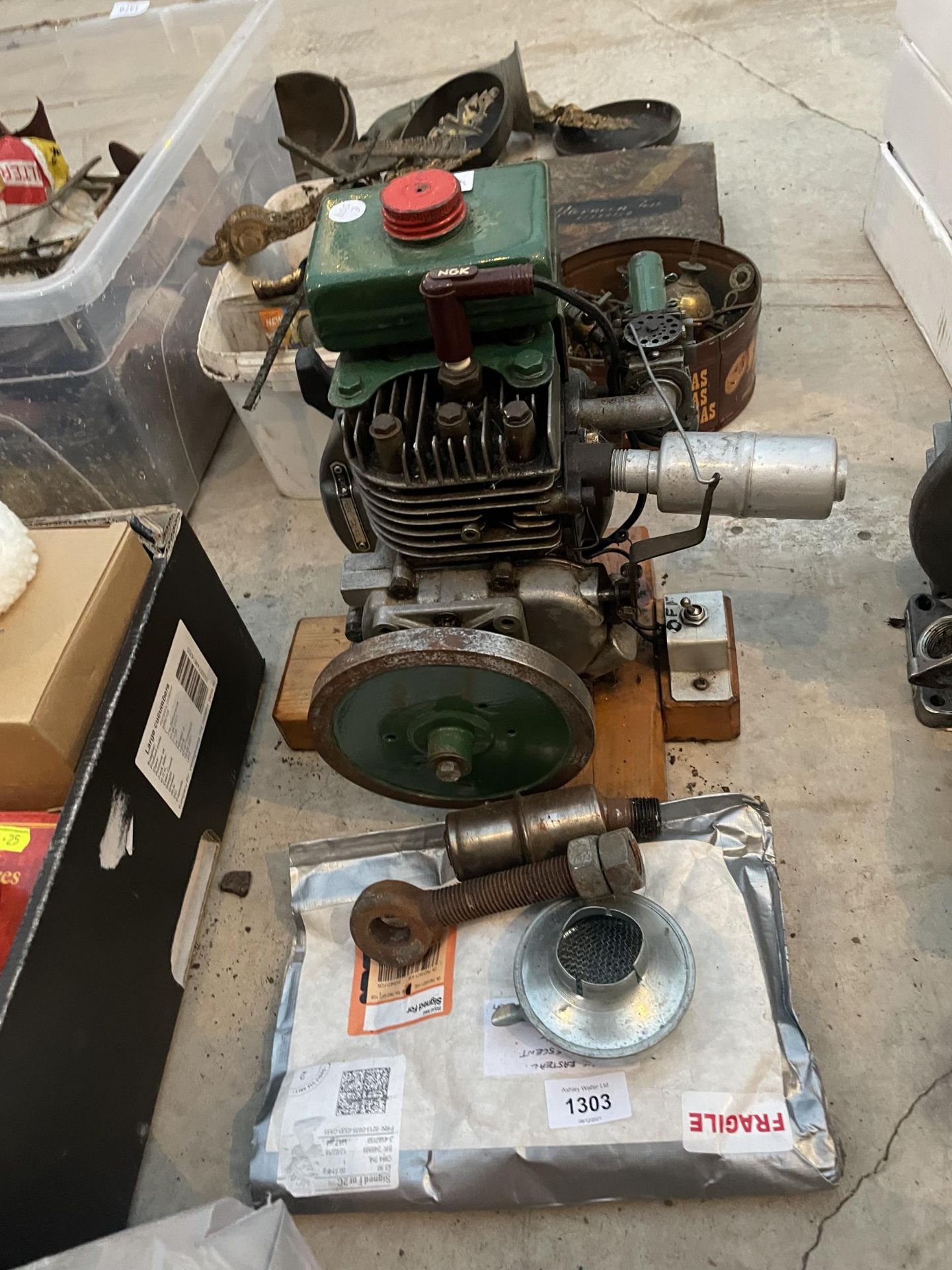 A VILLIERS PETROL STATIONARY ENGINE