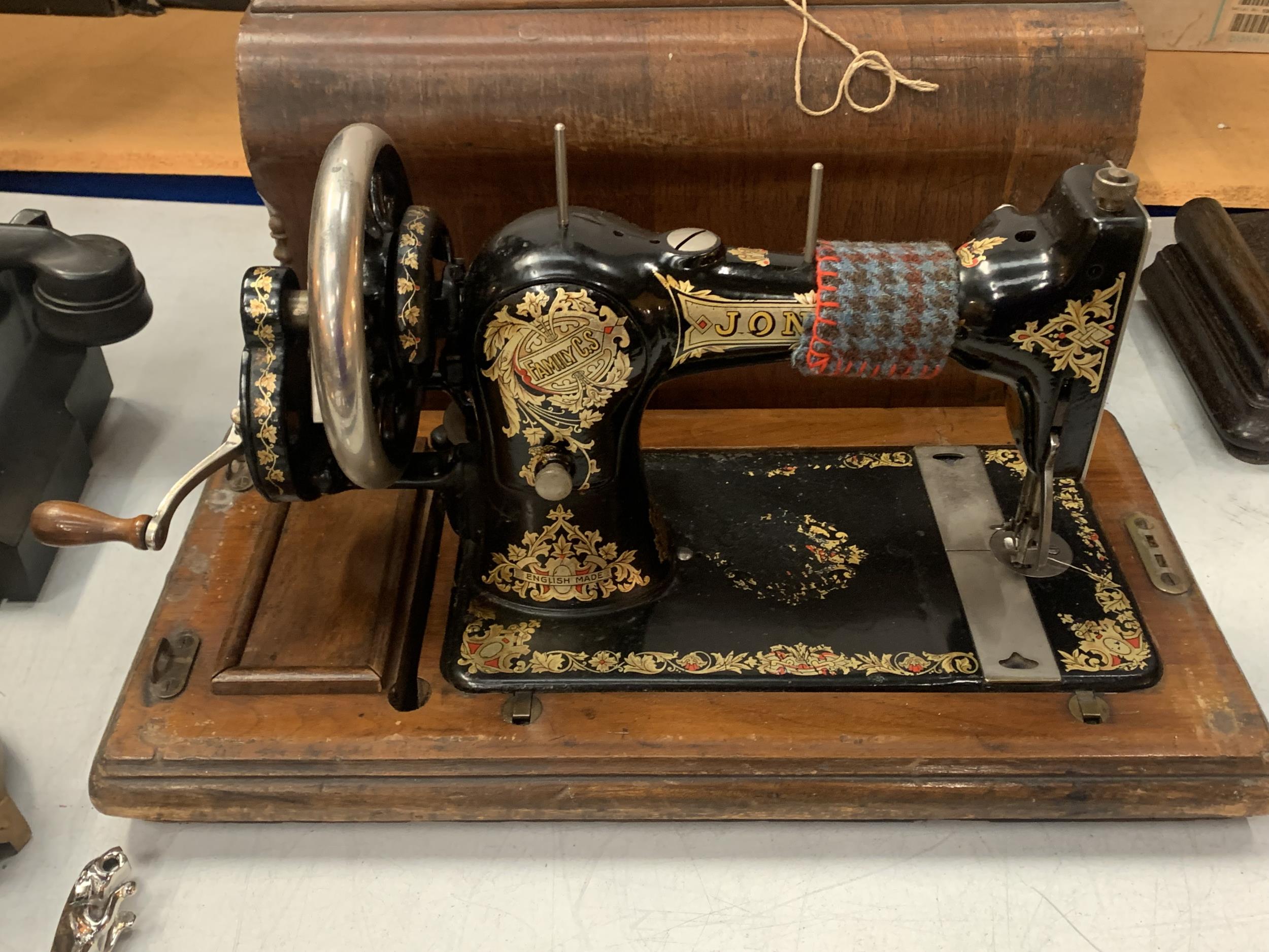 A VINTAGE CASED JONES SEWING MACHINE - Image 2 of 3