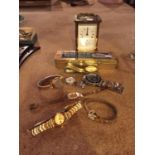 A QUANTITY OF WATCHES TO INCLUDE SEKONDA, SEIKO, ETC, A MANTLECLOCK, ETC