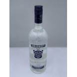 A 1 LITRE BOTTLE OF SMIRNOFF BLUE EXPORT STRENGTH VODKA 50% PROOF