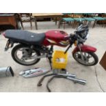 A HONDA 197CC CG200 2007 MOTORBIKE, INCOMPLETE SPARES/REPAIRS, MILEAGE 7,973, WITH ONE KEY AND LOG