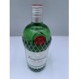 A 1 LITRE BOTTLE OF TANQUERAY EXPORT STRENGTH LONDON DRY GIN