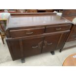 AN EARLY 20TH CENTURY OAK SIDEBOARD, 48" WIDE